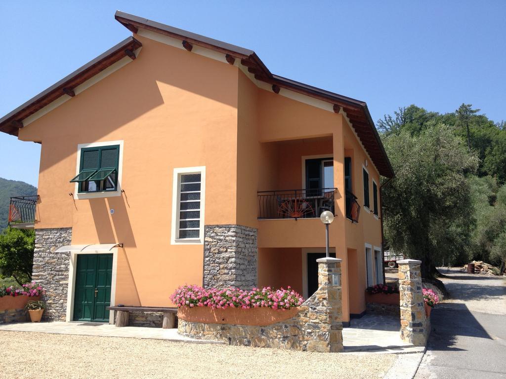 Agriturismo Gli Ulivi Garlenda Rum bild