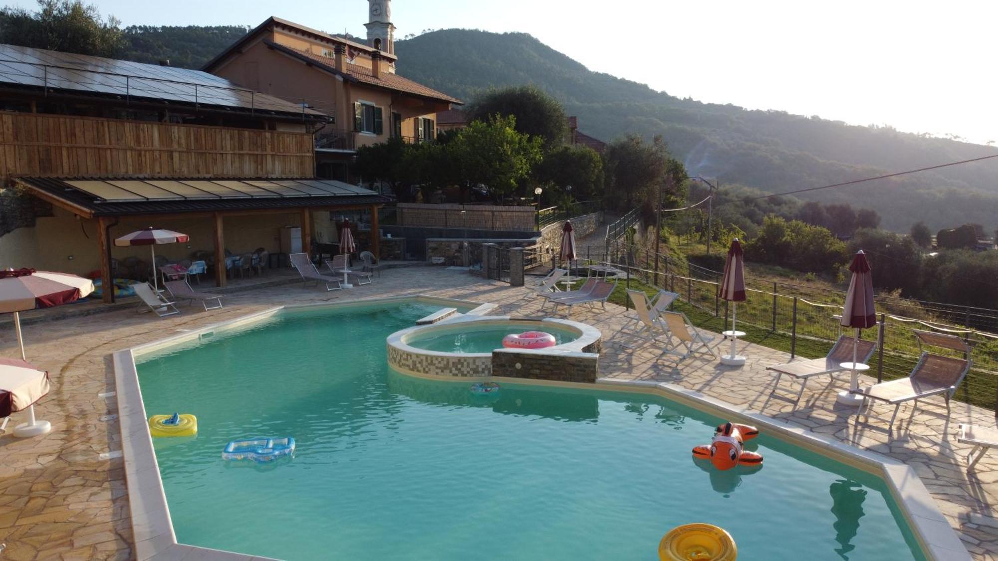 Agriturismo Gli Ulivi Garlenda Exteriör bild
