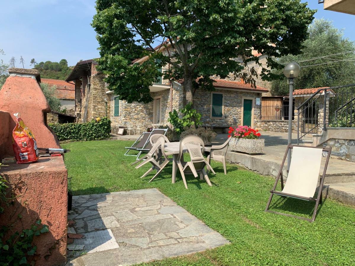 Agriturismo Gli Ulivi Garlenda Exteriör bild