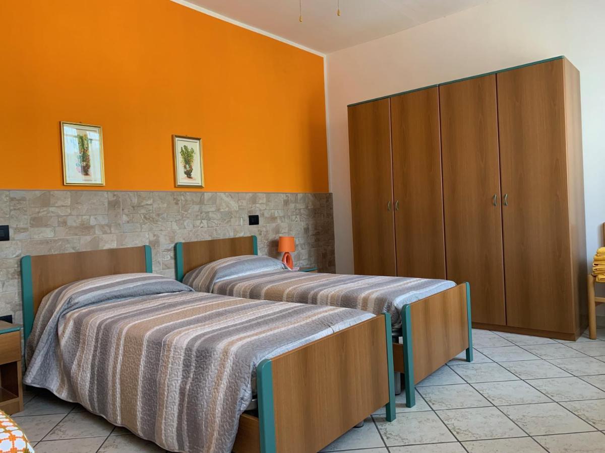 Agriturismo Gli Ulivi Garlenda Exteriör bild